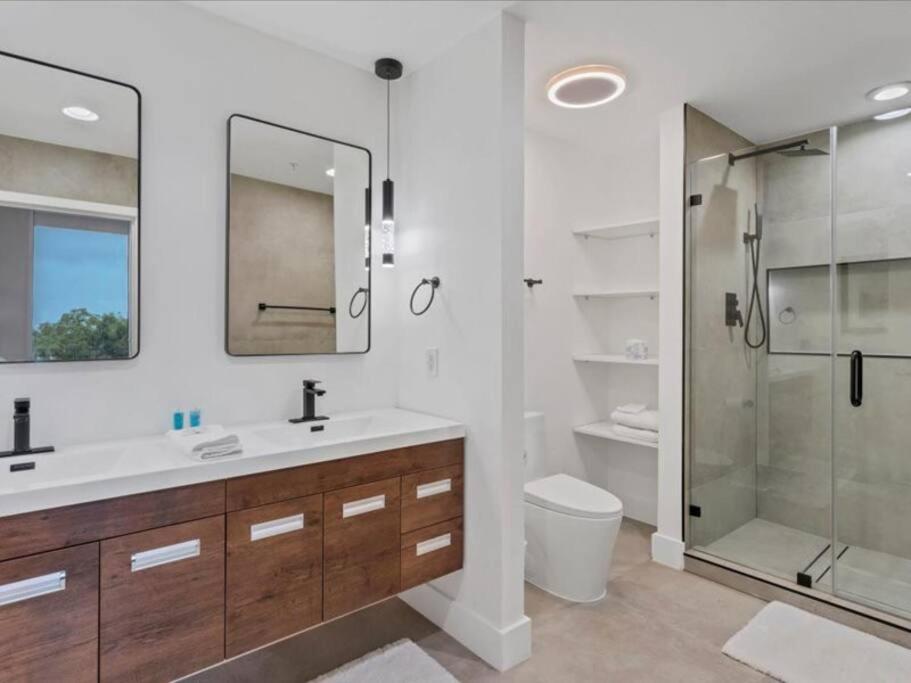 Apartment Luxury 1260sq Ft 2 Bd 2bth In Dt *