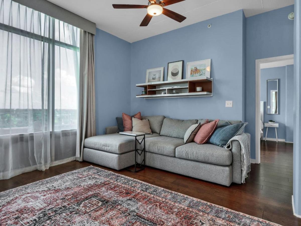 Holiday home 2bd 2bth Penthouse Downtown With Large Billiard Orlando