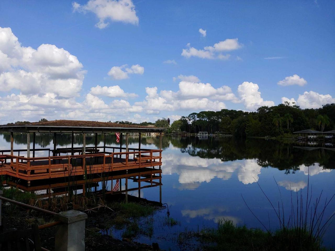 Lakefront Tiny Homes 6 Month Holiday home