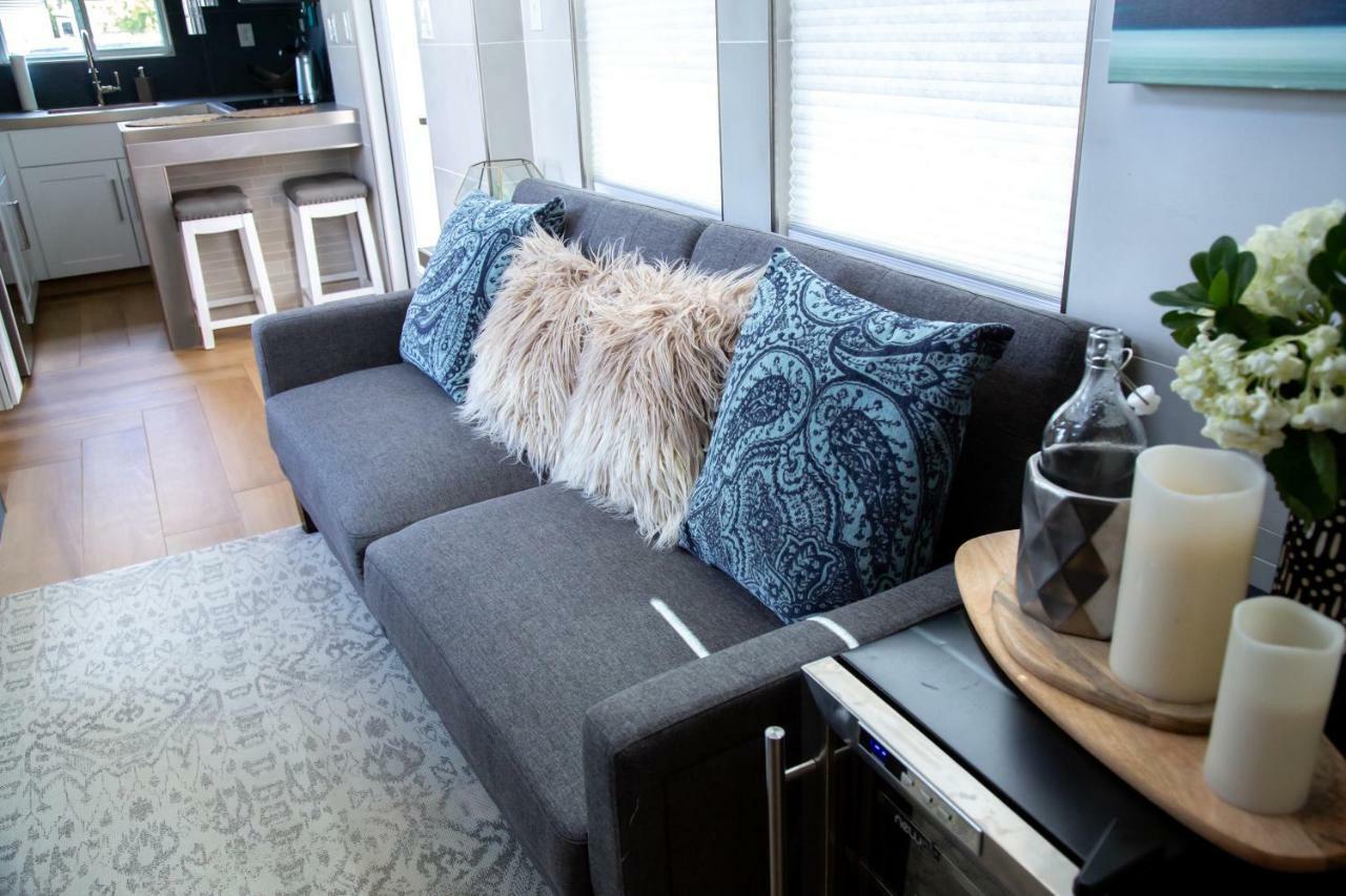 Lakefront Tiny Homes 6 Month * Orlando
