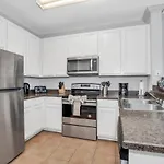 Near Disney - Stunning 3Br - Pool And Hot Tub!