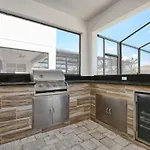Sonoma - 6 Bedroom Pool Home- 1860Sn
