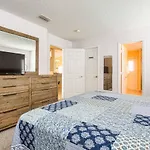 Indian Ridge- 4 Bedroom Pool Home- 2405Ir