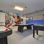 Sonoma - 6 Bedroom Pool Home- 1860Sn