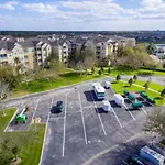 Stunning 3 Bedroom 2 Bath Windsor Hills Condo