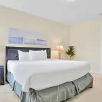 Grand Hideaway