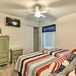 Clermont Villa With Lanai About 12 Miles To Disney!