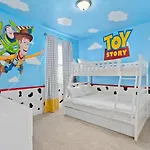 Fantasy Family Escape
