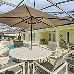 Fantastic 7 Bed 6 Bath In Prestigious Gated Comm, Villa
