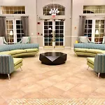 3 Bed Penthouse Near Convention Center! Condo