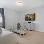 Eight Bedrooms With Pool & Spa 481