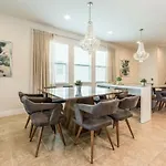 Luxury 9 Bedrooms With Private Pool And Grill 261