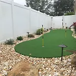 #412-Newly Decorated And Furnished 4 Bed Private Pool Home Near To Disney With Mini Putt Putt Golf Hole