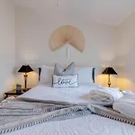 Cozy Autumn Creek Retreat