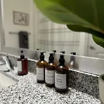 Boho Chic Luxury Retreat 5 Min To Parks & Food