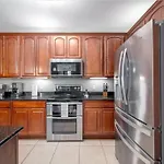 Vista Cay Luxury Rhapsody Condo