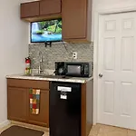 Wallet-Friendly 1Br Wi-Fi Pets Ok