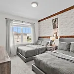 7 Bedrooms - 6,5 Bathrooms - Solara 1604 Hg