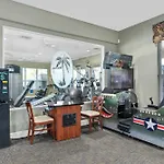 Family Fun Haven: Spacious Villa Water Park
