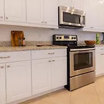 Modern 5 Bdrm Villa With Galactic Bedroom At Encore