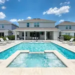 Spacious 8 Bdrm Home With South Facing Pool In Encore