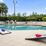 Luxurious 4Br Townhome - 5 Minutes From Disney