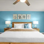 5 Bedrooms- 4,5 Bathrooms- Windsor Cay1281 Bi