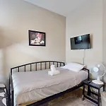 Oakwater Resort Cheshire Nook