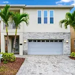 Charming Home With Private Pool, Theme Rooms And Foosball Table Near Disney With Waterpark Access At Encore - 370La