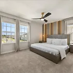 10 Bedrooms - 8 Bathrooms - Windsor Cay 15953Cc