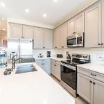 Fun In The Sun Cottage With Private Pool Near Disney With Margaritaville Resort Island H2O Access - 8052Sh