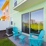 Bright And Cozy Villa Near Disney With Margaritaville Resort Island H2O Access - 3053Cs