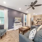 Ocean Waves Cottage Near Disney With Margaritaville Resort Island H20 Waterpark Access - 2983La
