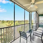 Spacious 2Br Condo W Pool & Hot Tub Near Disney