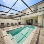 5 Bedrooms - 5 Bathrooms - Windsor Cay 1137Bi
