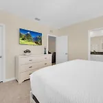 Top Villas - Solterra Resort 680