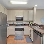 Upstay - Condo - Hot Tub & Pool