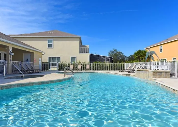 3 Bedroom Private Pool With Spa Near Disey Villa