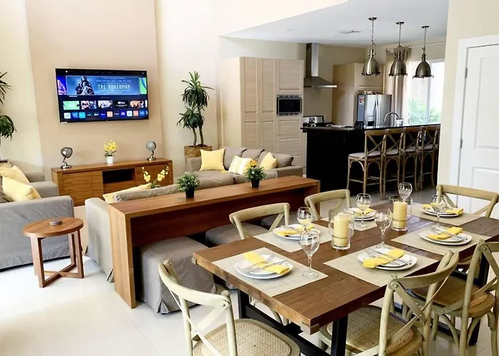 Luxury Townhouse Located Next To Disney Orlando