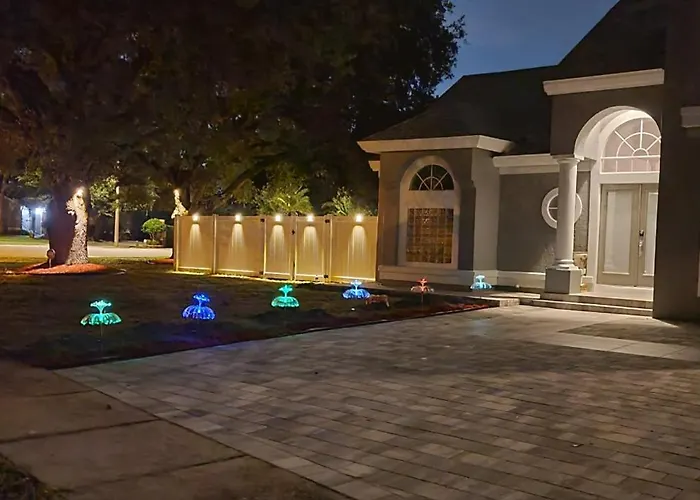 Elegant And Comfortable, Nice House