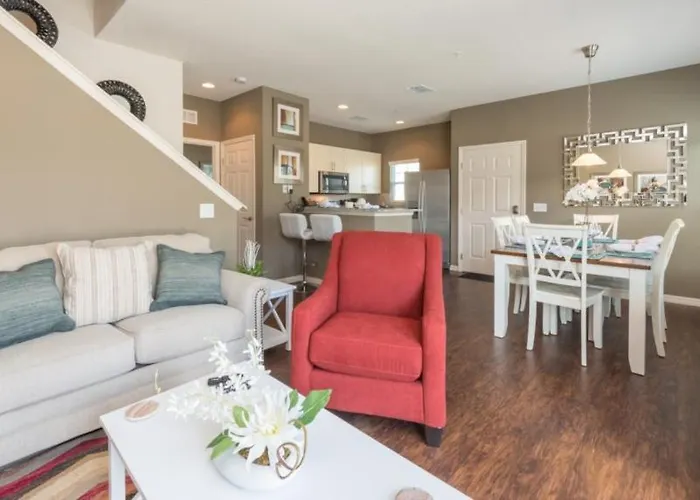 8978 Shine Dr Townhouse