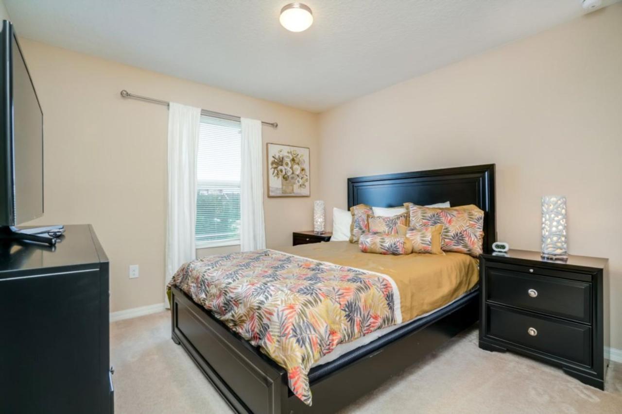 Apartment Compass Bay By Florida Star Vacations