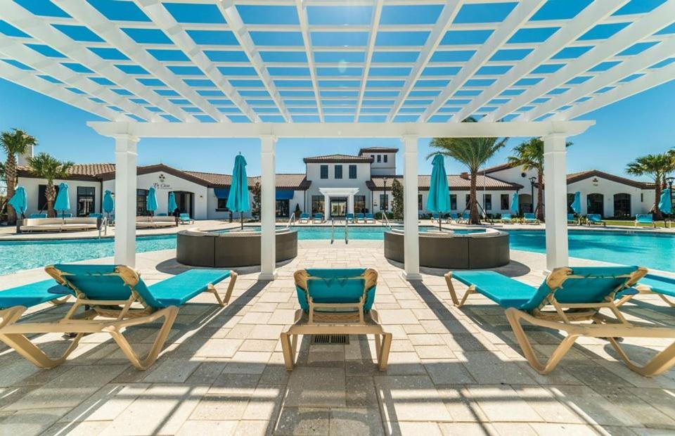 Beautiful Wprivate Pool &free Access Holiday home Orlando