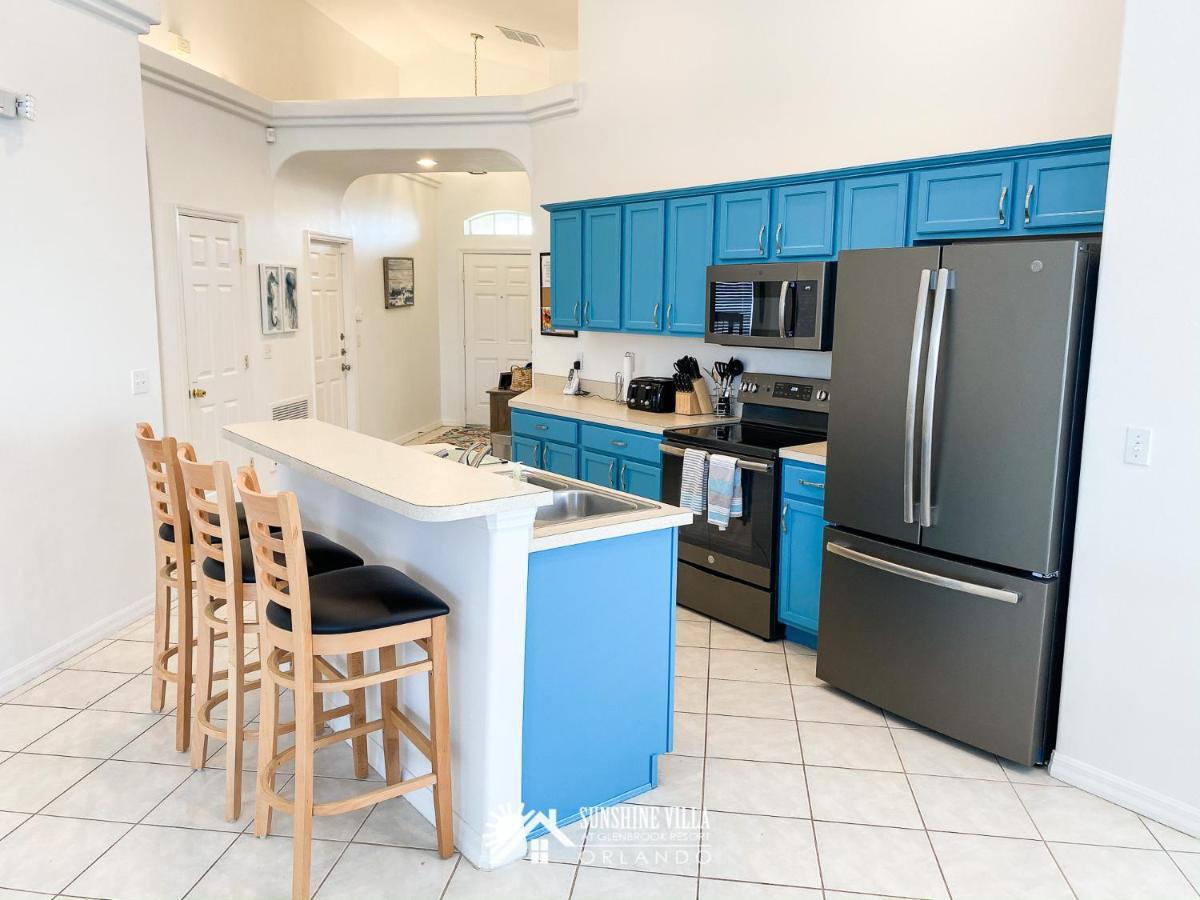 Sunshine Villa: Affordable Luxury Near World Orlando