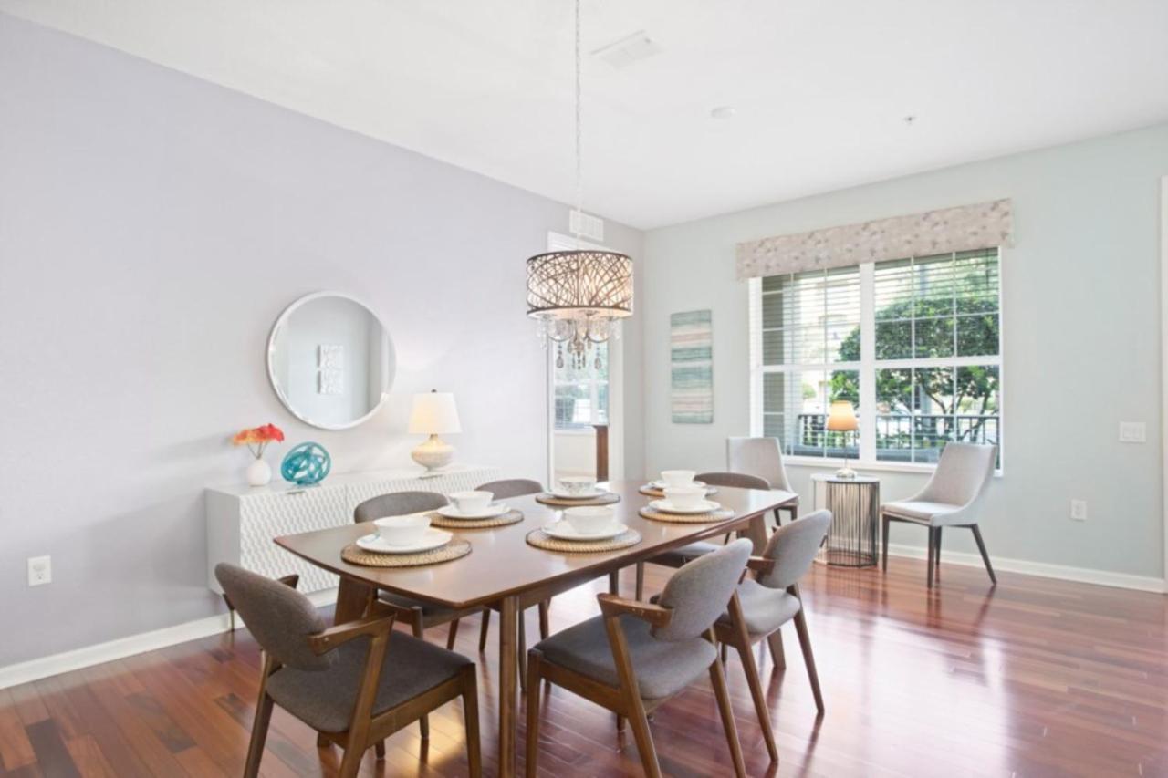 Stylish Vista Cay Luxury Oasis Near Theme Parks Walk To The Convention Center And Int'l Drive *