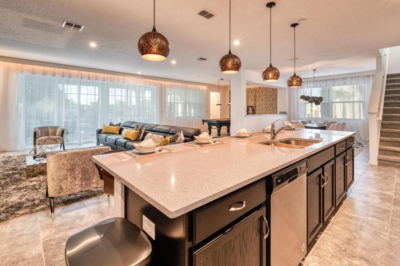 Elegant Brand New Nine Bedrooms House With Private Pool At Solara 8929 Villa Orlando