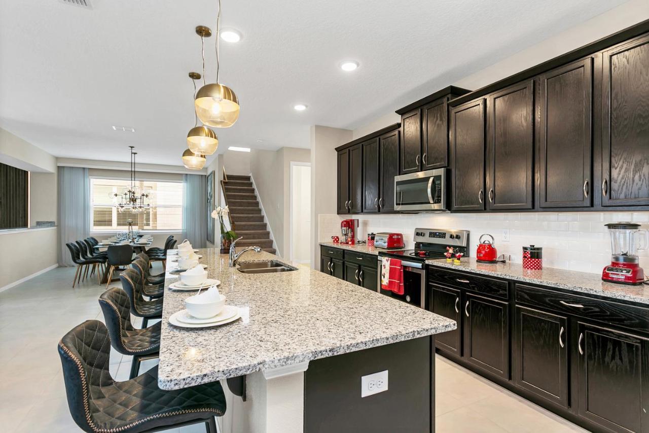Spectacular! 9bed Games, Pool 1798cvt Villa Orlando