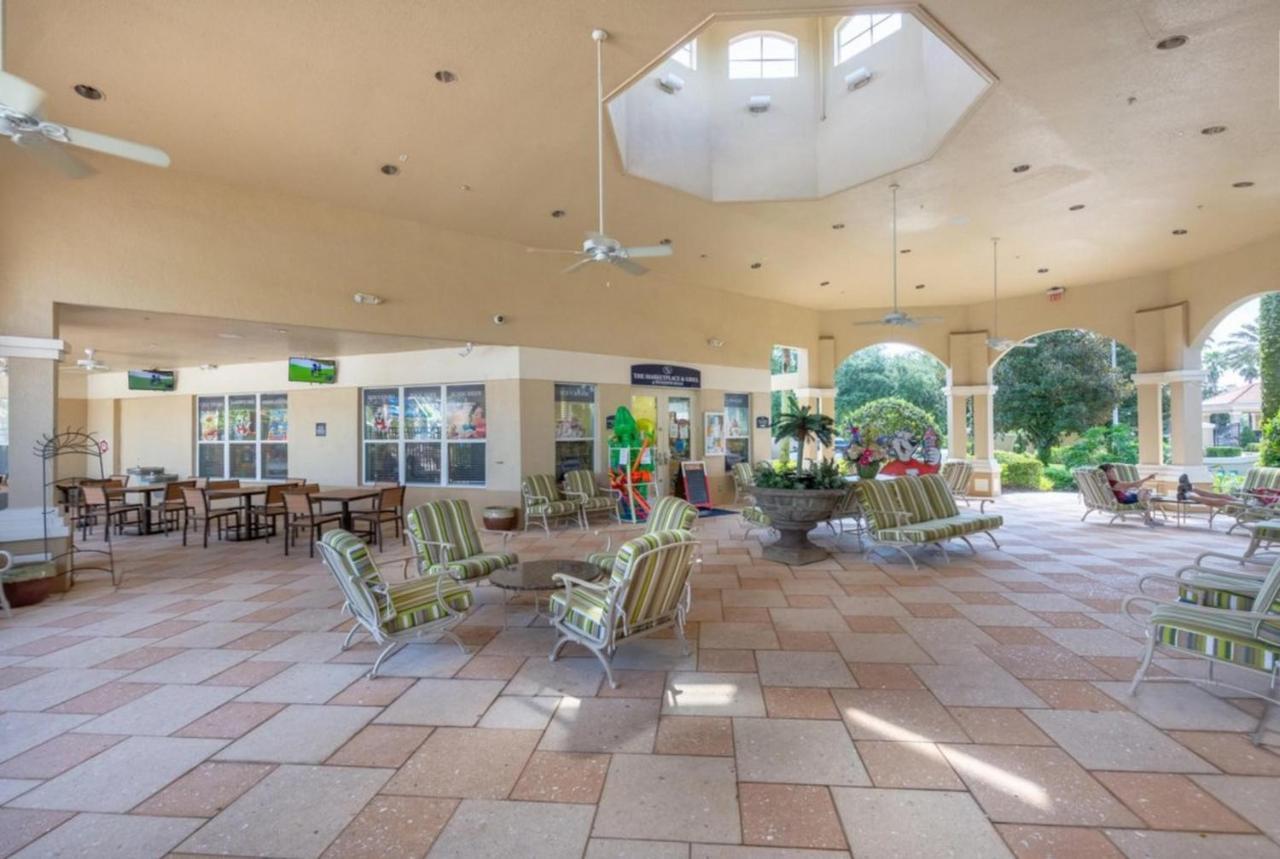 Cherry Tree Lane 33730 Villa Orlando