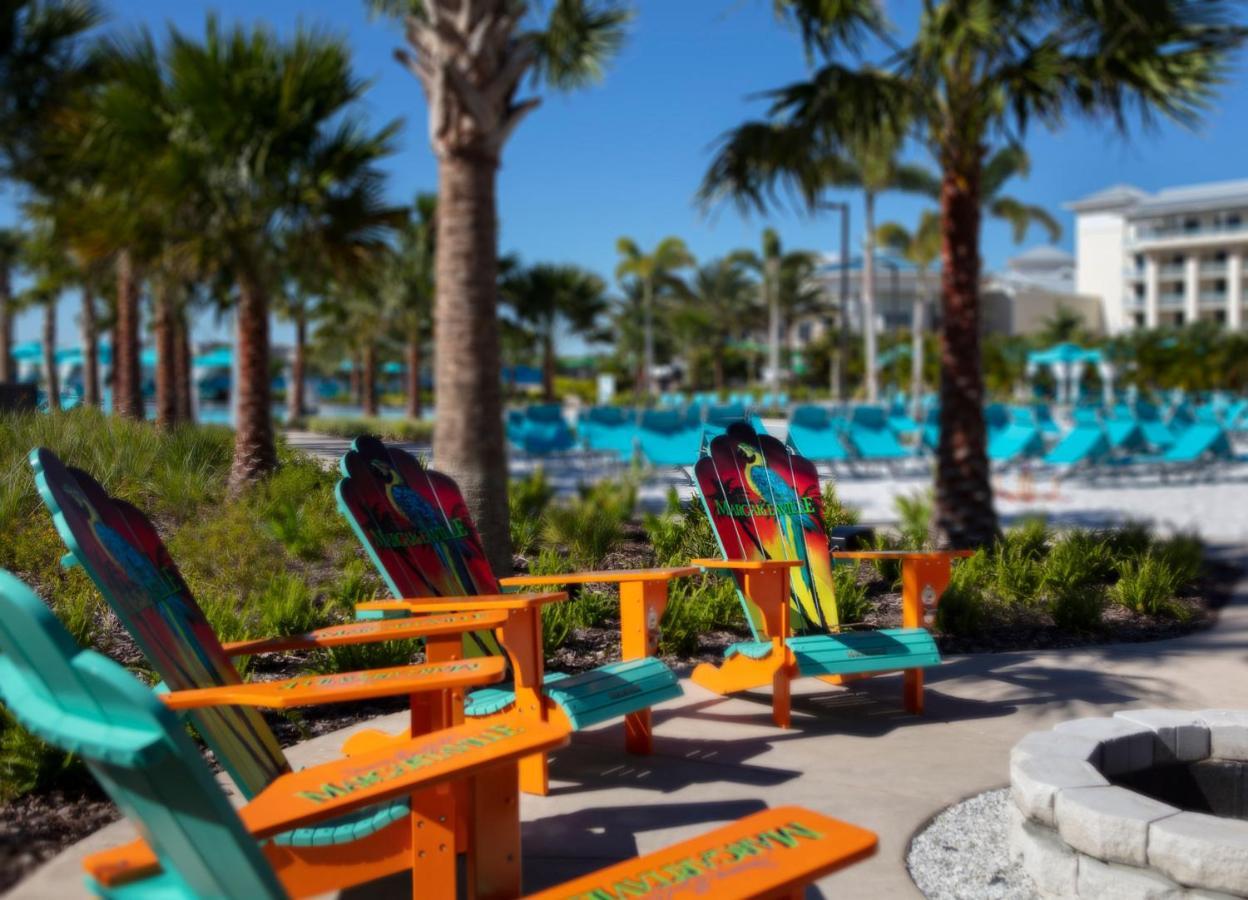 Sunny Yellow Near With Margaritaville Access Island H20 Waterpark - 3075kl Holiday home *
