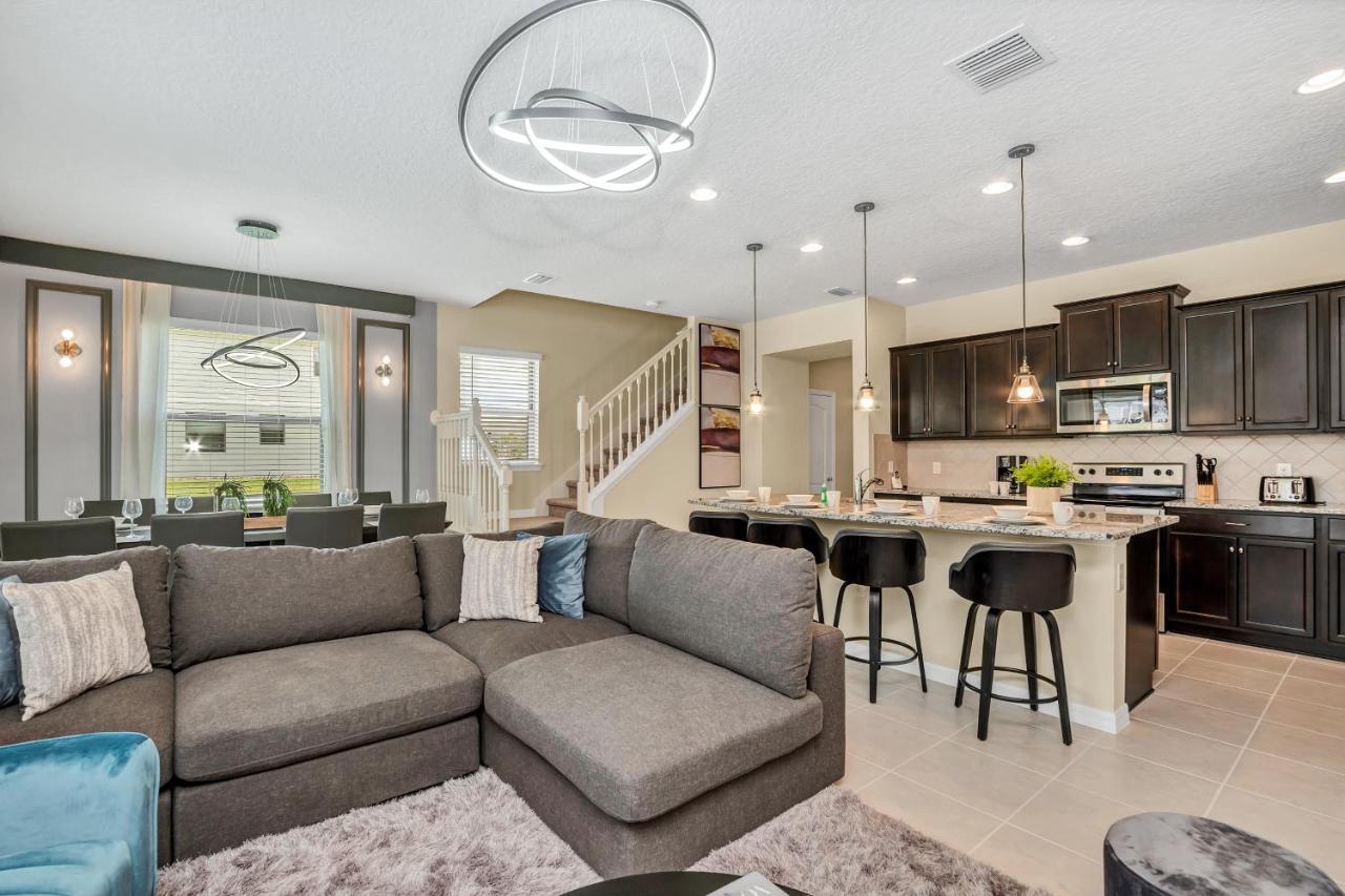 Villa 2414 Tangier Drive *